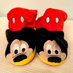 Mickey Mouse Slipper Pals 